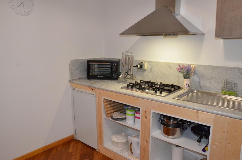 Domus Sottoripa Apartment Genoa Ngoại thất bức ảnh
